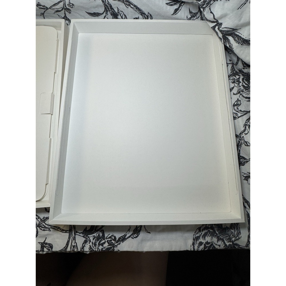 Apple iPad Magic Keyboard Empty Box Model A3340 M3 Inserts Included - Picture 6 of 6
